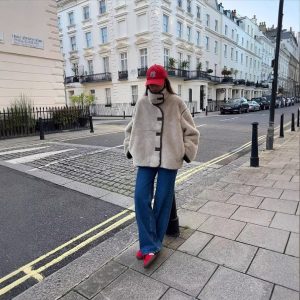 Women's Fashion Casual Fur-lined Embroidered Fleece Loose Short Coat