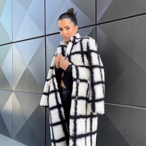 Women's Fashion Lapel Long Coat Black and White Plaid Fleece Overcoat